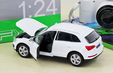 Load image into Gallery viewer, WELLY 1:24 Q5 Quattro SUV Sports Model Diecast Metal Car Display