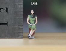 Load image into Gallery viewer, 1:64 Painted Figure Model Miniature Resin Diorama Sand Qipao Beauty Lady Girl A