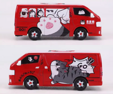 Load image into Gallery viewer, Masdi 1:64 2010 Red Cartoon Hiace Van MPV Sports Model Diecast Metal Car New Collection