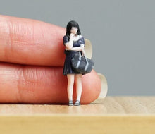 Load image into Gallery viewer, 1:64 Painted Figure Model Miniature Resin Diorama Sand Lolly Cute Girl Lady Bag