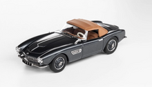 Load image into Gallery viewer, GFCC 1:64 Gray 1957 507 Soft Top Classic Sports Model Diecast Metal Car New Collection