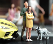 Load image into Gallery viewer, 1:64 Painted Figure Model Miniature Resin Diorama Sand Toy Standing Couple Lover New