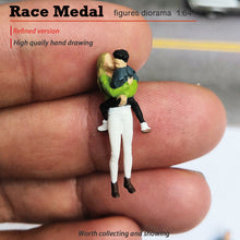 Load image into Gallery viewer, 1:64 Painted Figure Mini Model Miniature Resin Diorama Mom Holding Baby Child