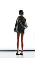 Load image into Gallery viewer, 1:64 Painted Figure Mini Model Miniature Resin Diorama Sand Trendy Girl Blue Toy