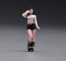 Load image into Gallery viewer, 1:64 Painted Figure Model Miniature Resin Sand Beauty Trendy Lady Boots Girl