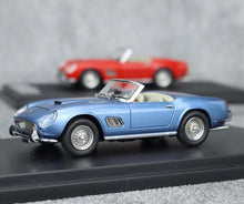Load image into Gallery viewer, GFCC 1:64 Ice Blue 1960 250GT California SWB Classic Model Diecast Metal Car