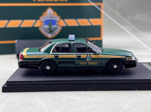 Load image into Gallery viewer, Rollin 1:64 Vermont Police VSP CV CROWN VICTORIA Model Diecast Metal Car New Collection