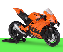Load image into Gallery viewer, WELLY 1:18 KTM RC 8C Sports Racing Model Diecast Metal Motorcycle Bike