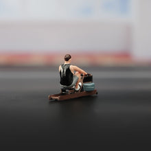 Load image into Gallery viewer, 1:64 Painted Figure Model Miniature Resin Diorama Sand Gym Rowing Machine Man New