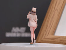 Load image into Gallery viewer, 1:64 Painted Figure Model Miniature Resin Diorama Toy Sand Kitten Girl Pretty