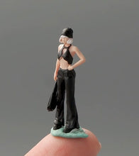 Load image into Gallery viewer, 1:64 Painted Figure Mini Model Miniature Resin Diorama Sand White Hair Lady Toy
