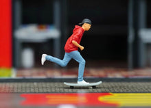 Load image into Gallery viewer, 1:64 Painted Figure Model Miniature Resin Diorama Sand Skater Skateboarding Toy New Collection