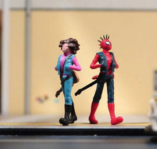 Load image into Gallery viewer, 1:64 Painted Figure Model Miniature Resin Diorama Sand Punk Lady Walking Girl Collection