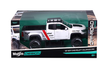 Load image into Gallery viewer, Maisto 1:27 2017 Colorado ZR2 Pickup Off Road Sports Model Diecast Metal Car
