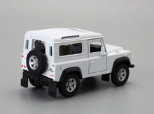 Load image into Gallery viewer, WELLY 1:36 Defender 90 Classic SUV Off Road Model Diecast Toy Metal Car BN