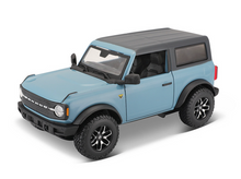 Load image into Gallery viewer, Maisto 1:24 2021 Blue FORD Bronco Badlands SUV Sports Model Diecast Metal Car BN