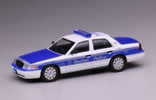Load image into Gallery viewer, 1:64 596 Blue Boston Police Crown Victoria CV Model Diecast Metal Car New Collection