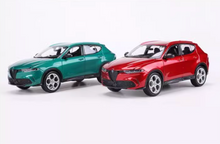 Load image into Gallery viewer, Bburago 1:24 Alfa Romeo Tonale SUV Sports Model Diecast Metal Car New Collection