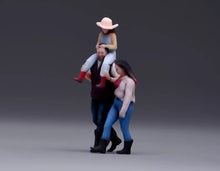 Load image into Gallery viewer, 1:64 Painted Figure Model Miniature Resin Diorama Sand Family Dad Mom Girl Set