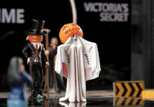 Load image into Gallery viewer, 1:64 Painted Figure Mini Model Miniature Resin Diorama Mr Pumpkin Miss Ghost Toy New Collection