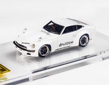 Load image into Gallery viewer, IG 1:64 White JDM Fairlady Z S30 Pandem Sports Model Diecast Resin Car New Collection