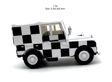 Load image into Gallery viewer, 1:76 White Land Rover Defender Desert Rescue ORV Model Diecast Metal Car New Collection