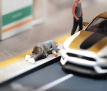 Load image into Gallery viewer, 1:64 Painted Figure Model Miniature Resin Diorama Sand Drunk Man Lying Sleeping