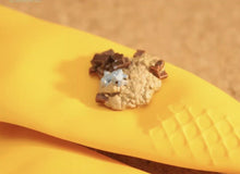 Load image into Gallery viewer, 1:64 Painted Figure Mini Model Miniature Resin Diorama Sand Road Repair Workers Collection