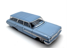 Load image into Gallery viewer, 1:87 Blue 1964 Country Wagon Sports Classic Model Diecast Metal Car New Collection