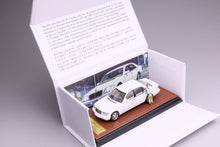 Load image into Gallery viewer, WTX 1:64 1994 White 600Sel W140 Sedan Figure Model Diecast Metal Car New Collection