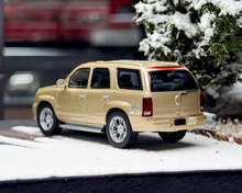 Load image into Gallery viewer, Masdi 1:64 Gold 2005 Escalade Full Size SUV Sport Model Diecast Metal Car New Collection
