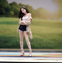 Load image into Gallery viewer, 1:24 Painted Figure Model Miniature Resin Diorama Black Hair Short Pants Girl