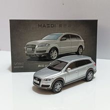 Load image into Gallery viewer, Masdi 1:64 2008 Silver Q7 FSI Quattro SUV Sports Model Diecast Metal Car New Collection