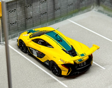 Load image into Gallery viewer, CM 1:64 HEC Set Yellow Mclaren P1 Senna GTR Sports Model Diecast Metal Car New Collection