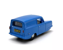 Load image into Gallery viewer, 1:76 Blue Tricycle Truck Bean Classic Vintage Model Diecast Metal Car New Collection