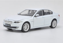 Load image into Gallery viewer, WELLY 1:24 535i Sedan Sports Model Diecast Metal Car Display