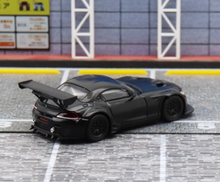 Load image into Gallery viewer, Maxwell 1:64 Black Z4 GT3 Racing Sports Model Diecast Metal Car New Collection