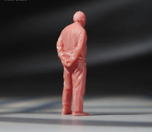 Load image into Gallery viewer, 1:64 Painted Unpainted Figure Model Miniature Resin Diorama Sand The Elderly Man