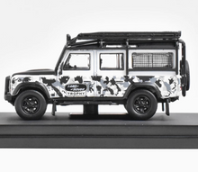 Load image into Gallery viewer, Master 1:64 Defender 110 Camo SUV Off Road Sports Model Diecast Metal Car New