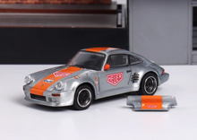 Load image into Gallery viewer, Master 1:64 HEC 911 930 Turbo Black Bird Sports Model Diecast Metal Car
