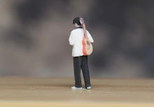 Load image into Gallery viewer, 1:64 Painted Figure Model Miniature Resin Diorama Sand Guitar Boy Man Music Toy