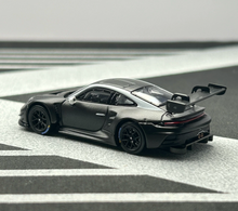 Load image into Gallery viewer, HC 1:64 Black Carbon 911 GT3 RS Sports Model Diecast Metal Car New Collection