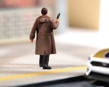 Load image into Gallery viewer, 1:64 Painted Figure Model Miniature Resin Diorama Sand Killer Wind Coat Gun Man