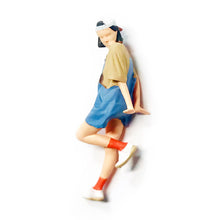 Load image into Gallery viewer, 1:64 Painted Figure Mini Model Miniature Resin Diorama Braces Skirt Girl Sand
