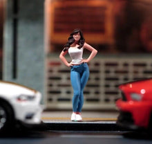 Load image into Gallery viewer, 1:64 Painted Figure Model Miniature Resin Diorama Sand Sexy Hot Girl Lady Shower Collection