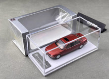 Load image into Gallery viewer, DCM 1:64 Red 1996-98 E38 L7 728il Luxury Sedan Model Diecast Metal Car New Collection