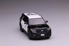 Load image into Gallery viewer, 1:64 596 LAPD 2020 Explorer State Police SUV Model Diecast Metal Car New Collection