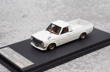 Load image into Gallery viewer, SH 1:64 White Datsun Sunny Pickup Truck Accessory Model Diecast Resin Car
