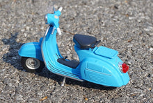 Load image into Gallery viewer, WELLY 1:18 1970 150CC Sports Classic Vintage Model Diecast Metal Motorcycle