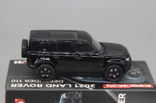 Load image into Gallery viewer, Enchery 1:64 Black 2021 Defender 110 SUV Sports Model Diecast Metal Car New Collection